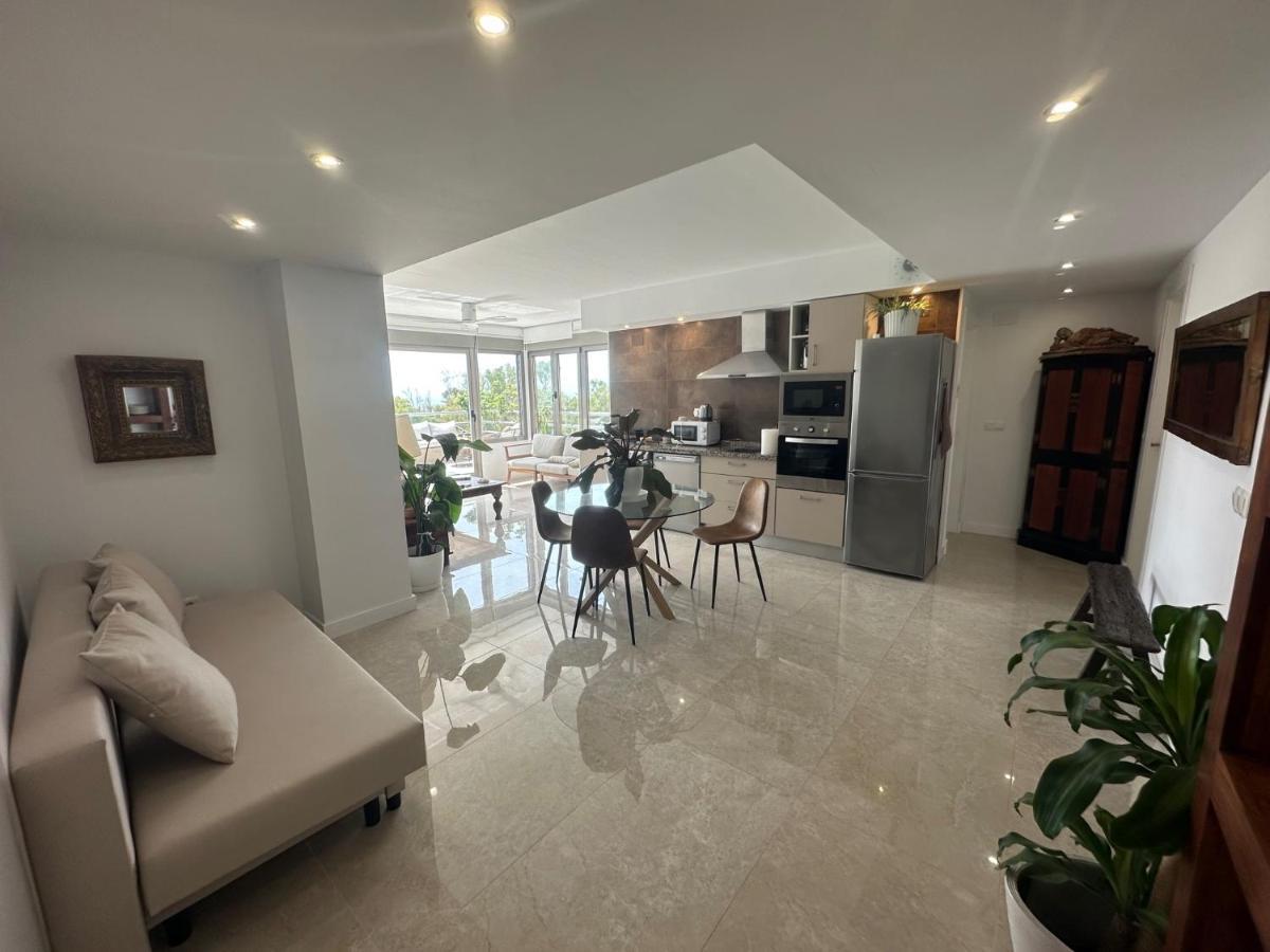 Apartamento Penthouse Puerta De Pedregalejo Málaga Exterior foto