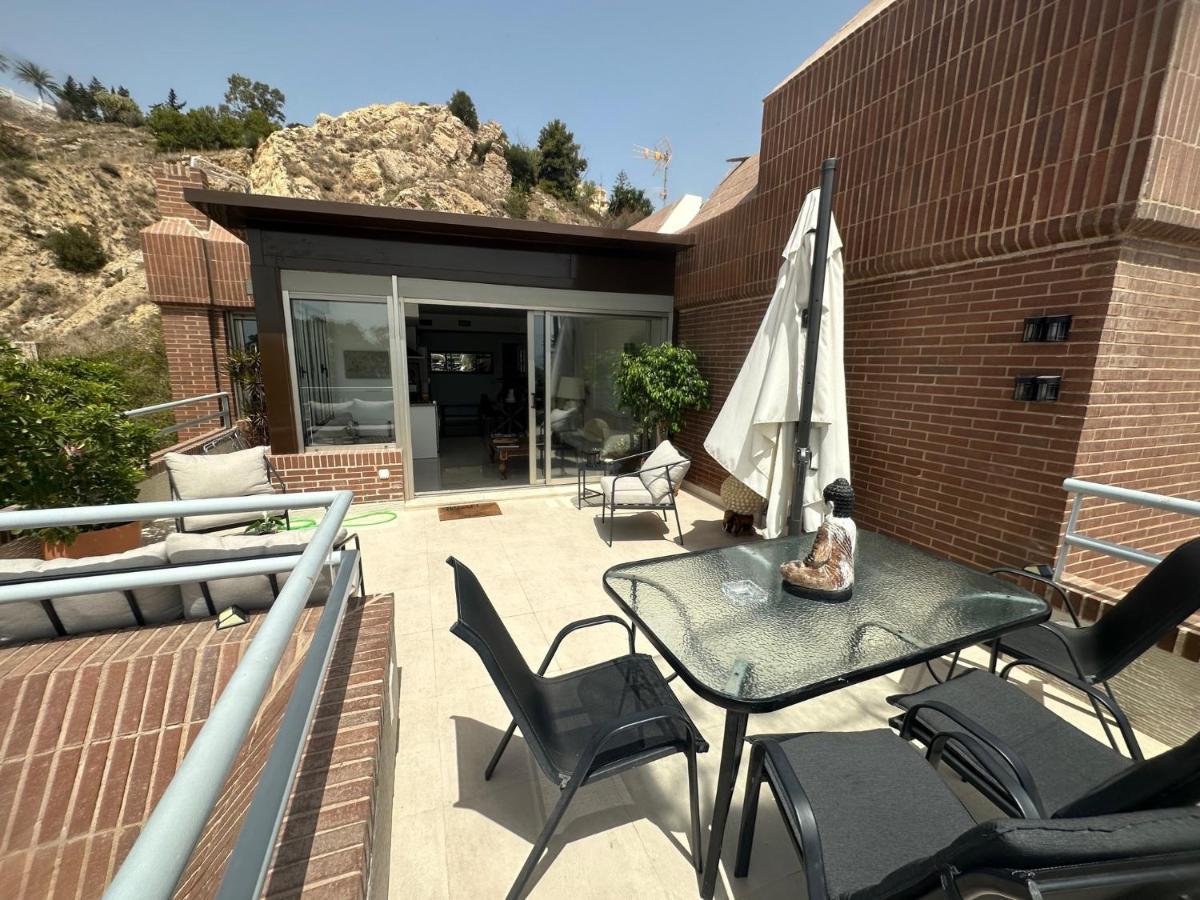 Apartamento Penthouse Puerta De Pedregalejo Málaga Exterior foto